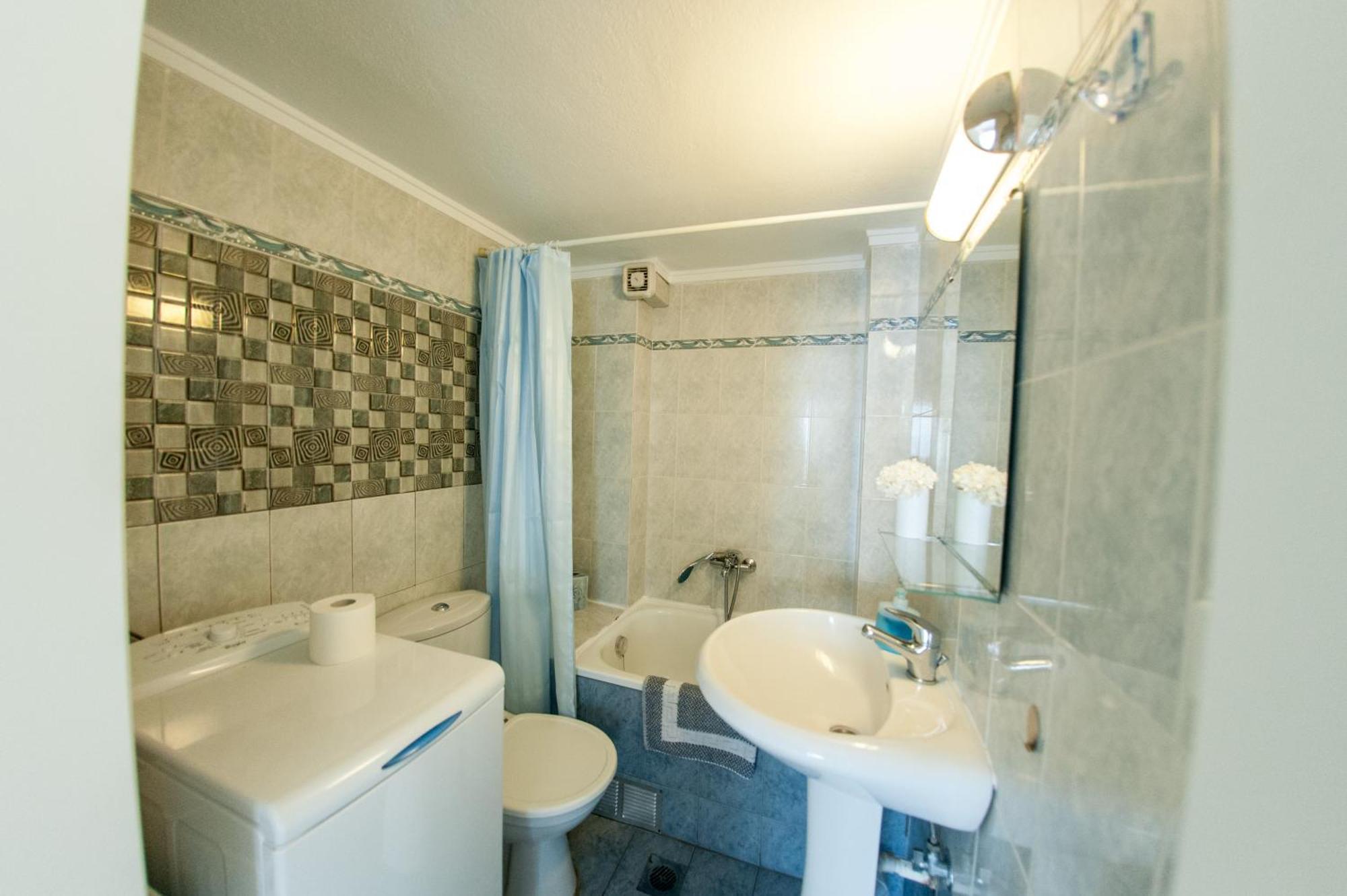 Sea View Flat * Переа